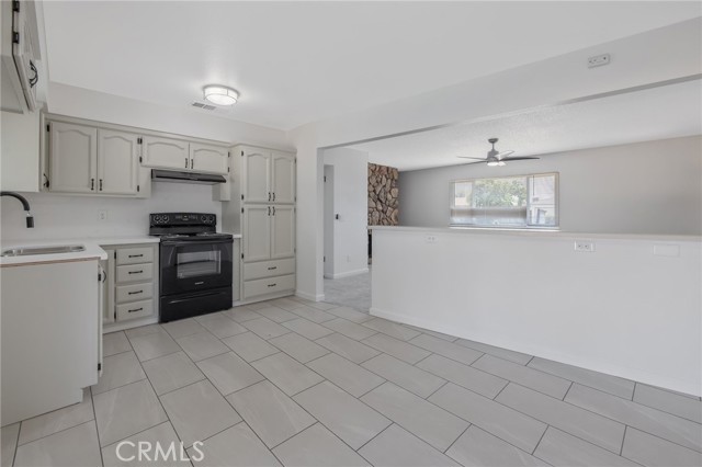 Detail Gallery Image 17 of 44 For 955 W San Gabriel Ave, Clovis,  CA 93612 - 2 Beds | 1 Baths