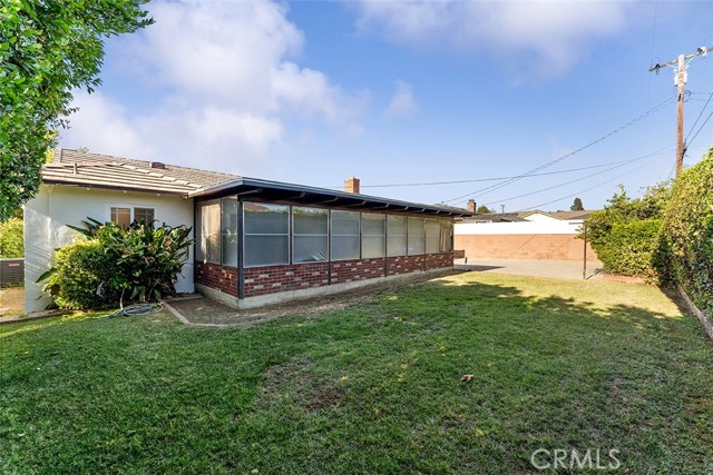 748 E Casad Street, Covina CA: https://media.crmls.org/medias/bc2c511d-cdee-4ca8-90d8-d075bf805cc8.jpg