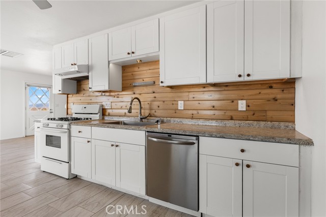 Detail Gallery Image 28 of 75 For 66270 Brants Cross, Joshua Tree,  CA 92252 - 4 Beds | 1 Baths