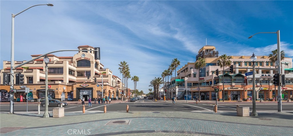 https://media.crmls.org/medias/bc2e1329-f98a-4237-b7d9-cf74895c43f6.jpg?preset=X-Large