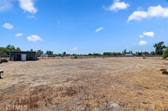22545 Alessandro Avenue, San Jacinto CA: https://media.crmls.org/medias/bc2e52bb-0b7e-4654-b663-76c020a6ad57.jpg