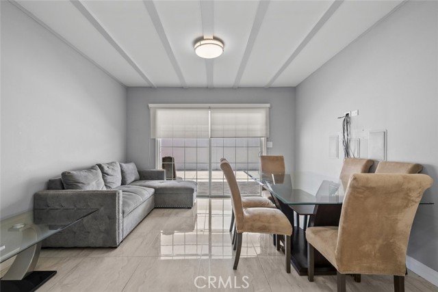 Detail Gallery Image 13 of 41 For 12628 Stagg St, North Hollywood,  CA 91605 - 4 Beds | 2 Baths