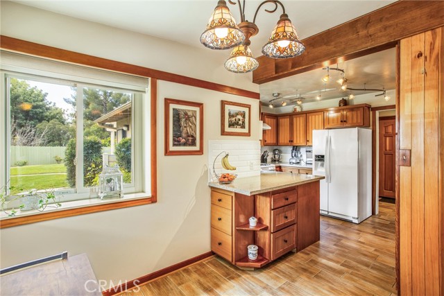 Detail Gallery Image 17 of 60 For 12861 Club Dr, Redlands,  CA 92373 - 2 Beds | 2 Baths