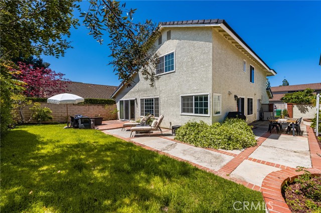 9 New Mdws, Irvine CA: https://media.crmls.org/medias/bc2fd810-7e47-4b6a-ad49-ed2932e279a2.jpg