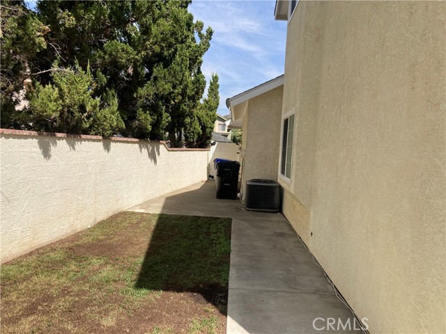 28769 Magnolia Way, Saugus CA: https://media.crmls.org/medias/bc314cba-8dcc-4a82-9c0e-8343f049303b.jpg