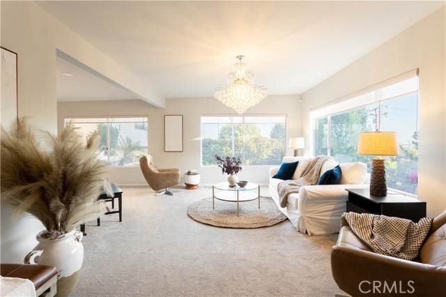 1001 Briarcliff photo 2