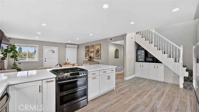 Detail Gallery Image 20 of 48 For 1624 La Paloma, Placentia,  CA 92870 - 4 Beds | 3 Baths