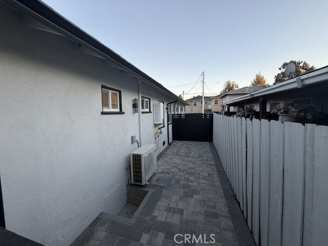 1454 East Wilson photo 11
