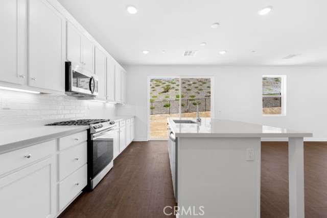 Image 7 of 31 For 28623 Sunny Ridge Terrace