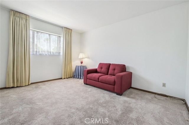 Detail Gallery Image 17 of 27 For 13650 Fenton Ave, Sylmar,  CA 91342 - 4 Beds | 2/1 Baths