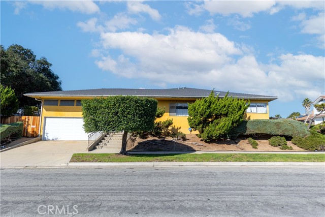 Detail Gallery Image 3 of 46 For 4955 Southridge Ave, View Park,  CA 90043 - 4 Beds | 4/1 Baths