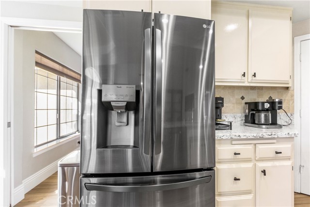 Image 11 of 54 For 1825 Smoke Tree