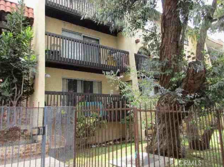 730 N Eucalyptus Avenue #1