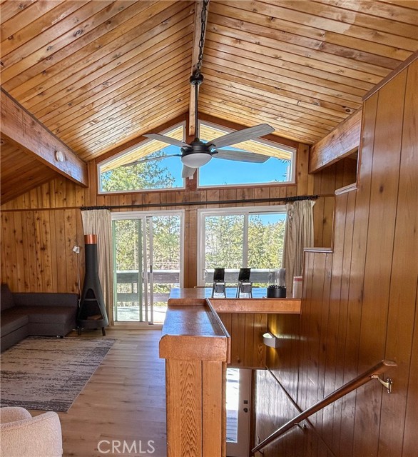Detail Gallery Image 3 of 31 For 2484 Pine Dr, Running Springs,  CA 92382 - 2 Beds | 1 Baths