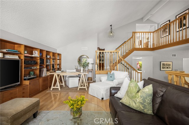 Detail Gallery Image 8 of 31 For 14371 Miro Ct, Irvine,  CA 92606 - 4 Beds | 3 Baths