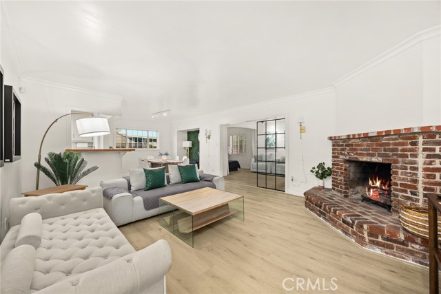 11315 Groveside Avenue, Whittier CA: https://media.crmls.org/medias/bc34e6d6-7ac7-4049-a50a-f0b3dffb2c92.jpg