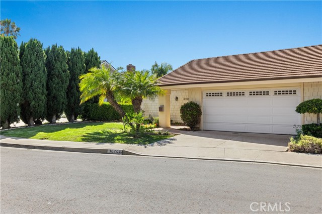 18701 Paseo Cortez, Irvine CA: https://media.crmls.org/medias/bc362228-2479-4f74-877b-846ac03ac753.jpg