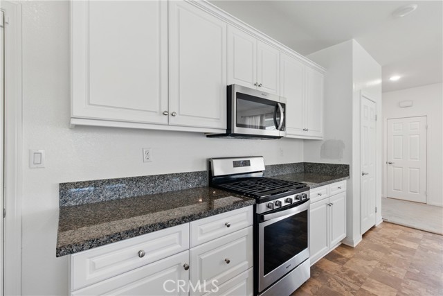 24583 Acadia Drive, Corona CA: https://media.crmls.org/medias/bc3653dd-82b7-4afd-912d-a1cbe410f67c.jpg