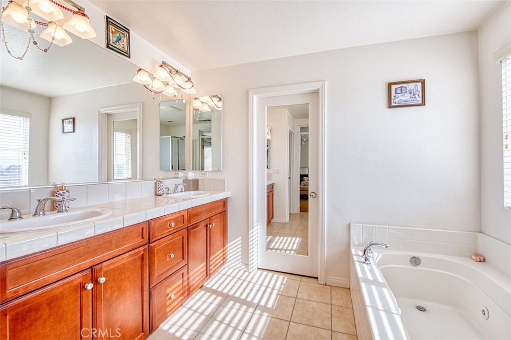 MLS #IG25269920 image #18