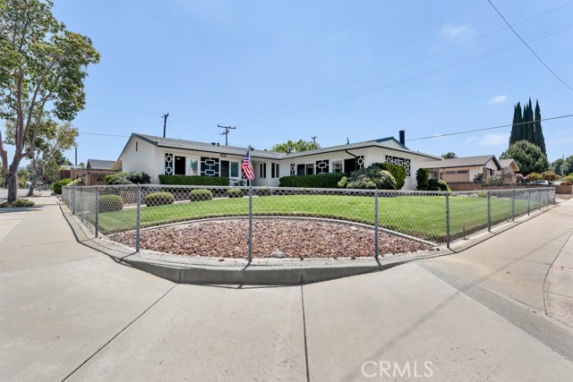 2894 Helm Street, Simi Valley CA: https://media.crmls.org/medias/bc37068f-4b42-47a2-ad72-765890e91ac4.jpg