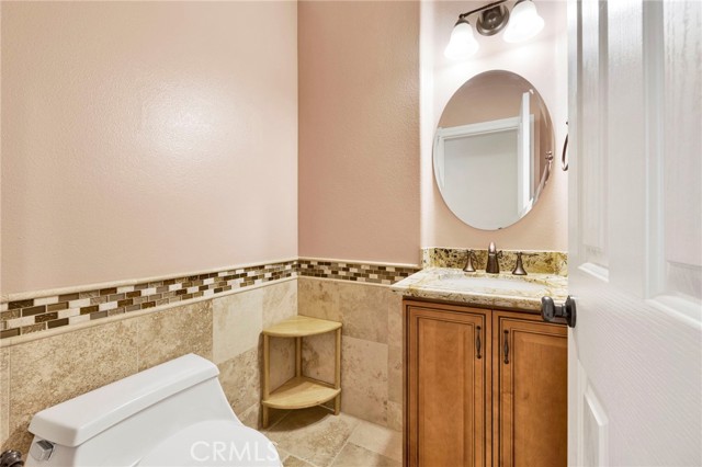Detail Gallery Image 21 of 44 For 504 Alta Mira St, Simi Valley,  CA 93065 - 4 Beds | 2/1 Baths
