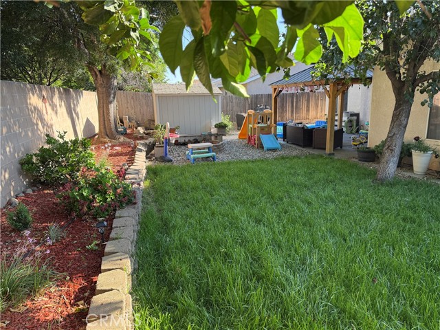 Detail Gallery Image 46 of 47 For 2200 Hanson Ave, Clovis,  CA 93611 - 3 Beds | 2 Baths