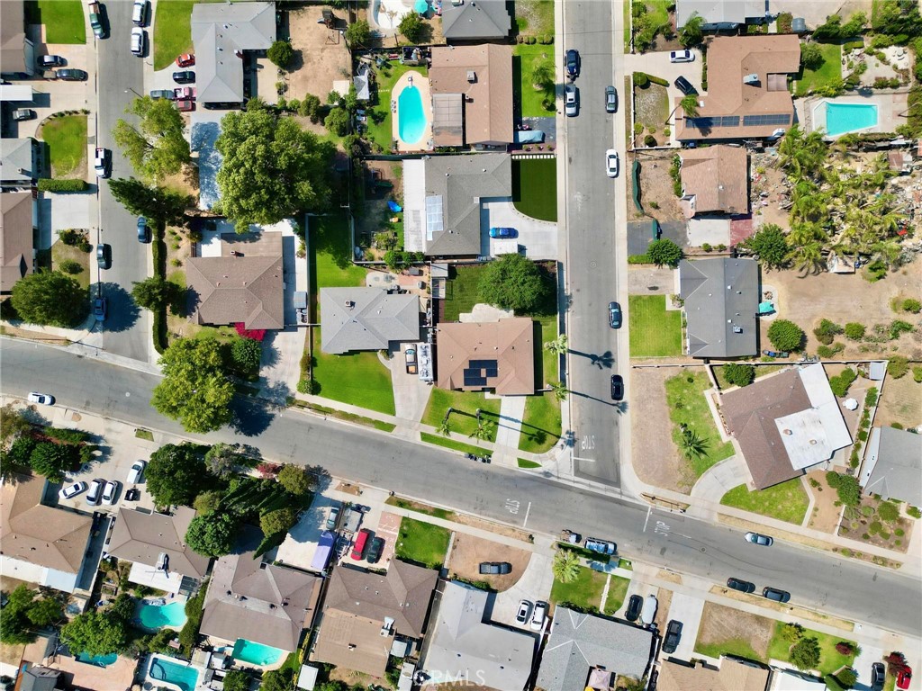 MLS #OC25177099 img 24