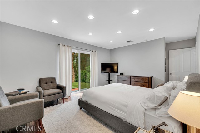 Detail Gallery Image 17 of 37 For 20964 Rios St, Woodland Hills,  CA 91364 - 2 Beds | 2 Baths