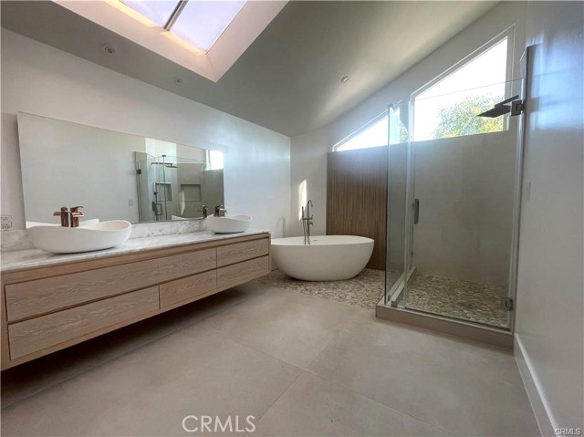 Detail Gallery Image 19 of 33 For 1 Tamizar, Irvine,  CA 92620 - 4 Beds | 3 Baths