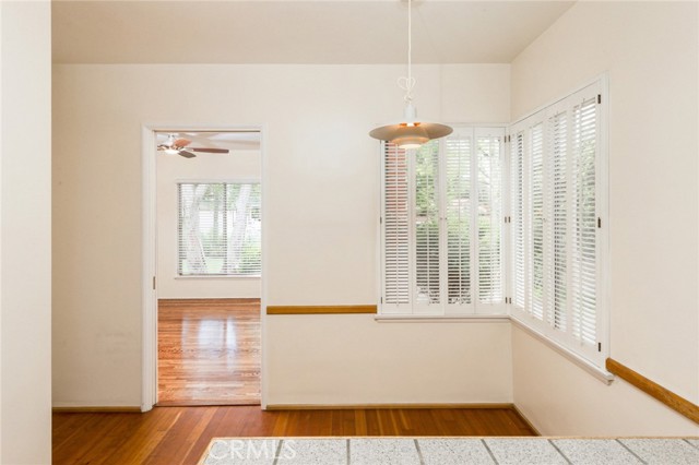 Detail Gallery Image 15 of 33 For 1717 Riverside Dr, Glendale,  CA 91201 - 2 Beds | 1 Baths