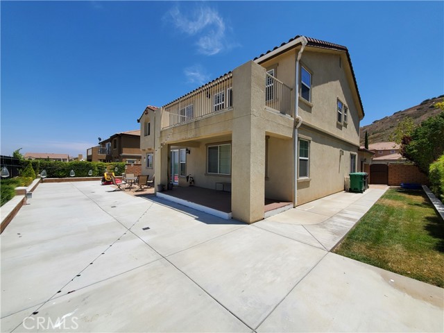 Detail Gallery Image 15 of 20 For 7398 Sanctuary Dr, Corona,  CA 92883 - 6 Beds | 5/1 Baths