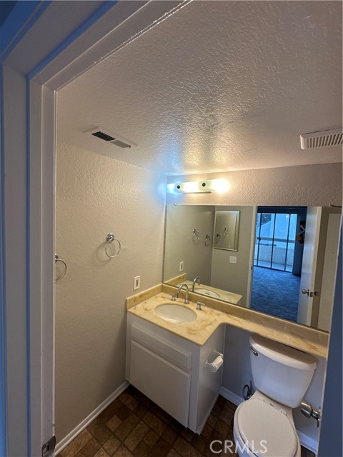 Detail Gallery Image 14 of 19 For 16970 Marygold Ave #39,  Fontana,  CA 92335 - 2 Beds | 2 Baths
