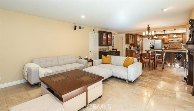 Detail Gallery Image 12 of 38 For 595 S Avenida Faro, Anaheim Hills,  CA 92807 - 4 Beds | 2/1 Baths