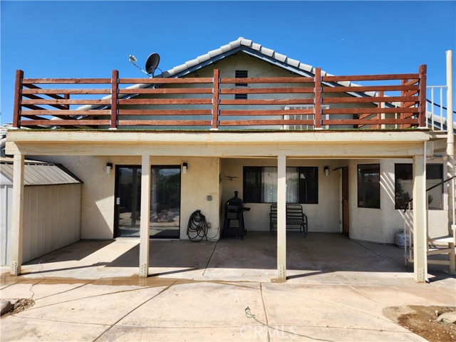 26489 Blue Water Road, Helendale CA: https://media.crmls.org/medias/bc3dcfb7-c045-48ec-98d3-cbd290679411.jpg