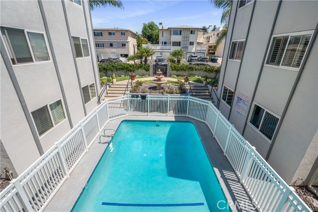 163 paseo de la concha, Redondo Beach CA: https://media.crmls.org/medias/bc3e69fa-2e4b-473d-8ff8-1dece13204ad.jpg