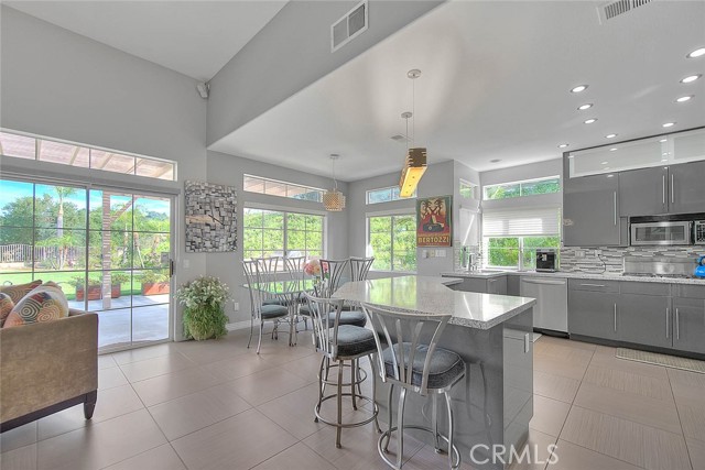 Detail Gallery Image 19 of 71 For 16049 Pinnacle, Chino Hills,  CA 91709 - 4 Beds | 2/1 Baths