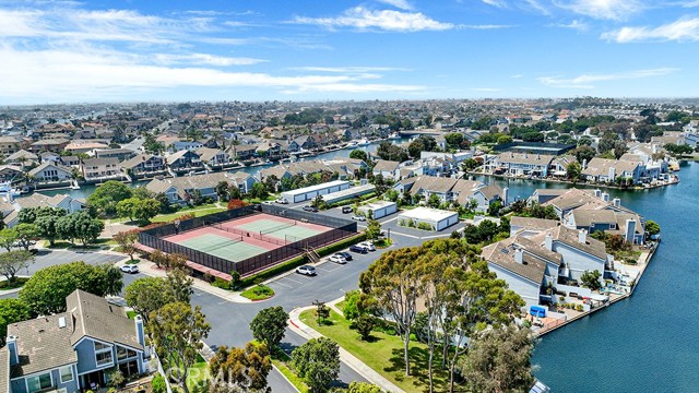 Detail Gallery Image 42 of 63 For 3842 Montego Dr, Huntington Beach,  CA 92649 - 4 Beds | 3 Baths