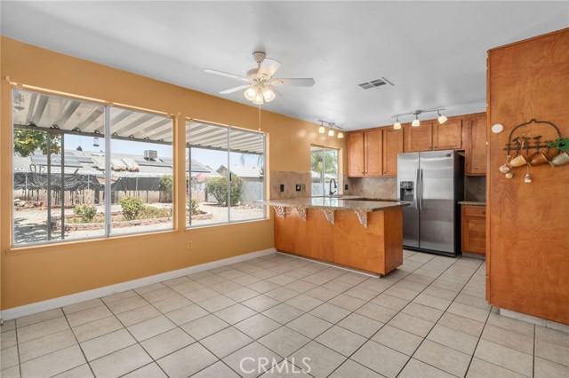 Detail Gallery Image 8 of 32 For 27650 Boston Dr, Menifee,  CA 92586 - 2 Beds | 2 Baths