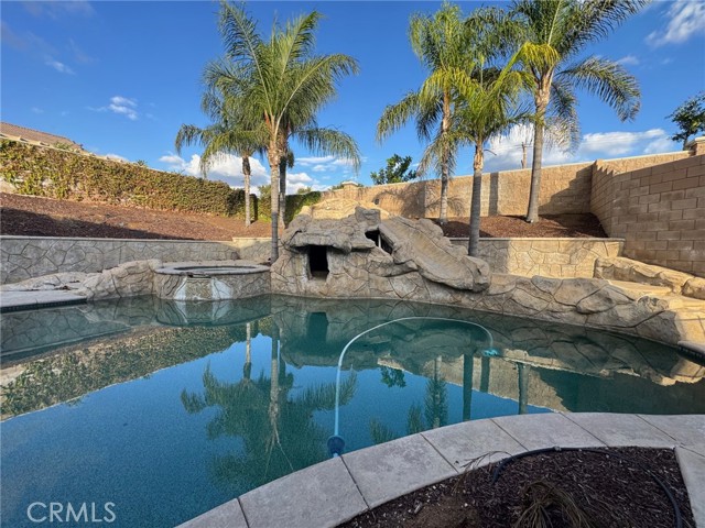 Detail Gallery Image 5 of 60 For 11818 Amethyst Ct, Jurupa Valley,  CA 91752 - 6 Beds | 3 Baths
