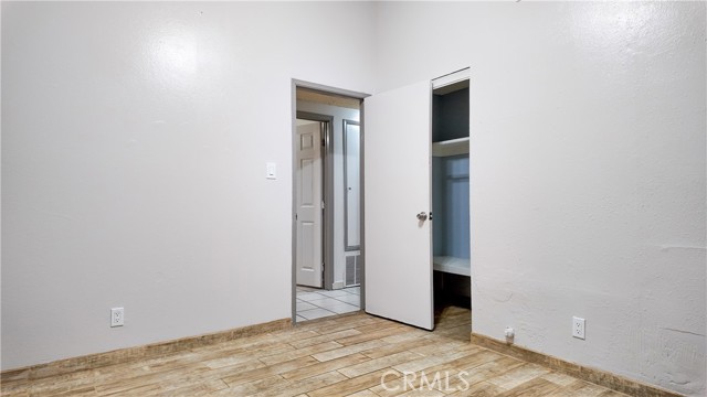 Detail Gallery Image 17 of 38 For 405 S Clara, Santa Ana,  CA 92703 - 3 Beds | 2 Baths