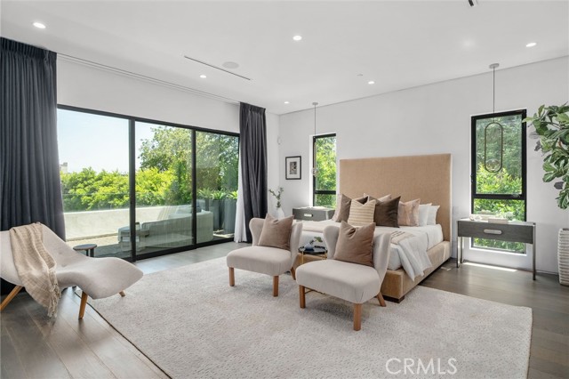 Detail Gallery Image 24 of 59 For 15231 Greenleaf St, Sherman Oaks,  CA 91403 - 6 Beds | 7/1 Baths