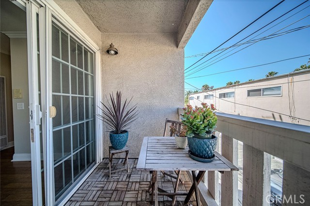 Detail Gallery Image 25 of 44 For 1771 Redondo Ave #204,  Long Beach,  CA 90804 - 2 Beds | 2 Baths