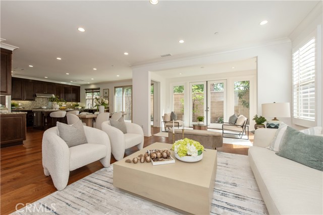 Detail Gallery Image 8 of 36 For 238 Shelbourne, Irvine,  CA 92620 - 4 Beds | 4 Baths