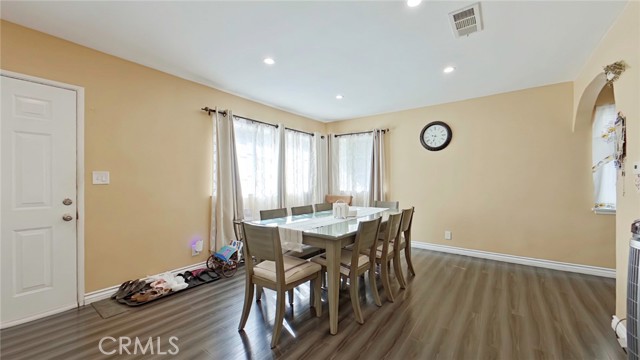 5633 Denny photo 21