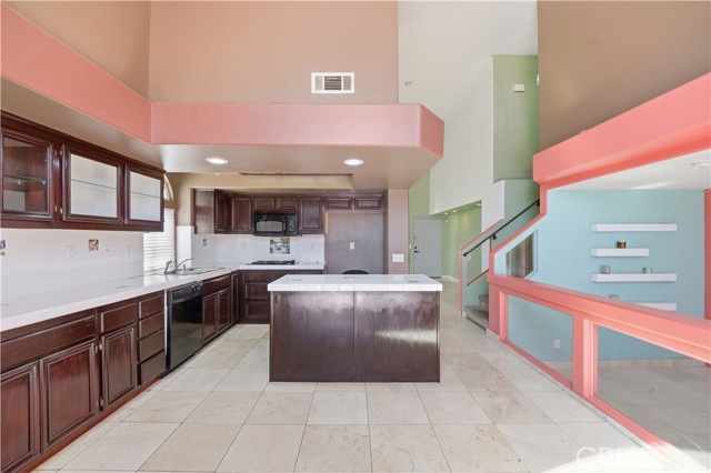 Detail Gallery Image 20 of 20 For 5642 Lighthouse, Palmdale,  CA 93552 - 3 Beds | 3 Baths