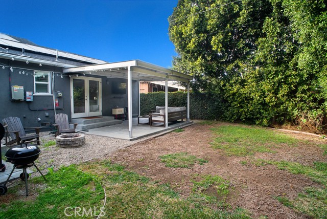 Detail Gallery Image 15 of 16 For 6458 Hanna Ave, Woodland Hills,  CA 91303 - 3 Beds | 3 Baths