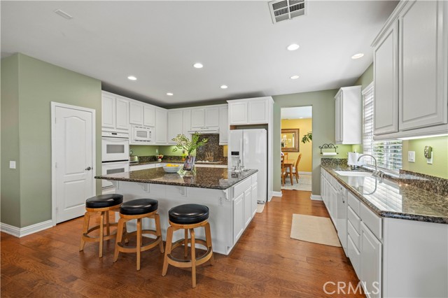 Detail Gallery Image 20 of 75 For 26520 Thackery Ln, Stevenson Ranch,  CA 91381 - 4 Beds | 4 Baths
