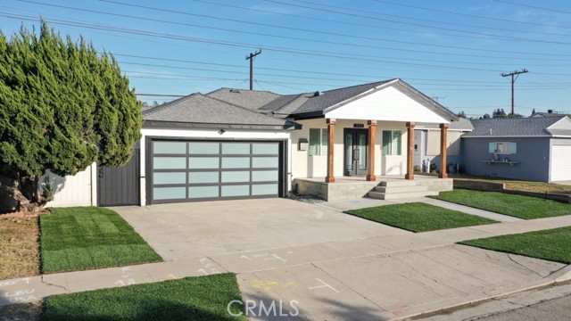 3412 Stevely Avenue, Long Beach, California 90808, 3 Bedrooms Bedrooms, ,3 BathroomsBathrooms,Single Family Residence,For Sale,Stevely,PW24233000