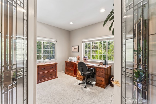 Detail Gallery Image 21 of 72 For 197 Massive Rd, Lake Arrowhead,  CA 92317 - 4 Beds | 3/1 Baths