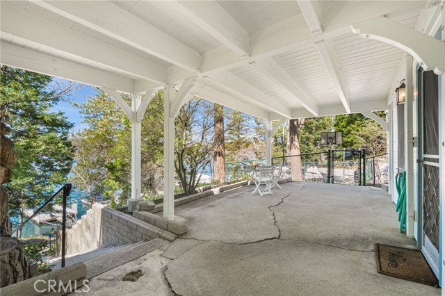 Detail Gallery Image 39 of 53 For 244 John Muir, Lake Arrowhead,  CA 92352 - 5 Beds | 3/1 Baths